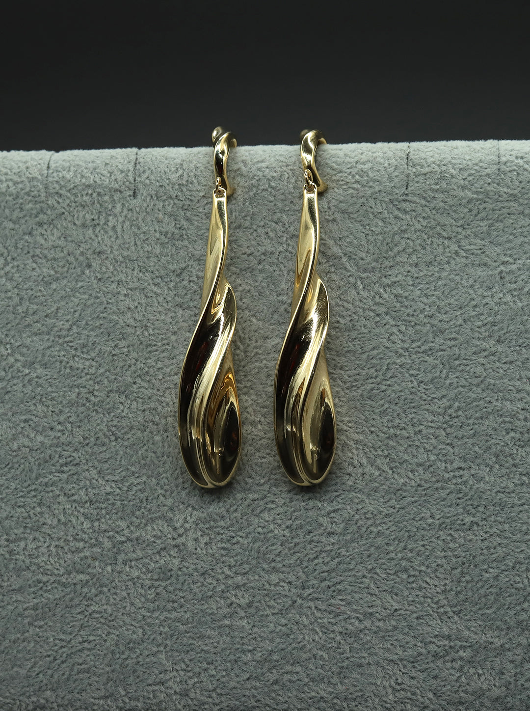 Ornaio 18 k Anti tarnish Big Drop Earrings