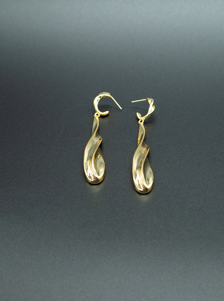 Ornaio 18 k Anti tarnish Big Drop Earrings