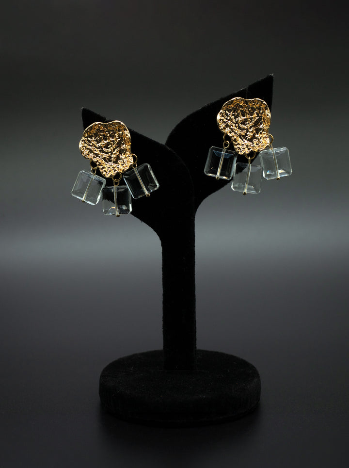 Ornaio 18k gold plated Anti Tarnish Crystal Earrings.