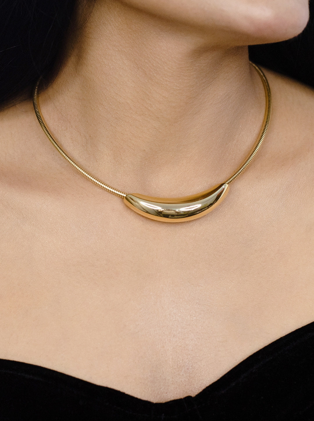 Ornaio 18K Gold-Plated Tarnish-Free Sleek Gold Choker Necklace